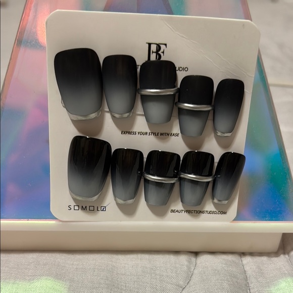 no brand Other - Black Gradient Press-On Nails